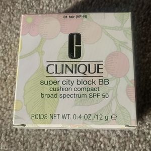 Clinique BB Cushion Compact